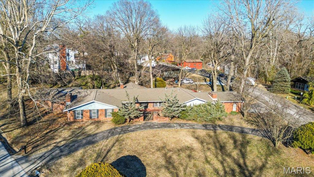 Collinsville, Illinois 62234, United States, 6 Bedrooms Bedrooms, ,4 BathroomsBathrooms,Residential,Active,78585