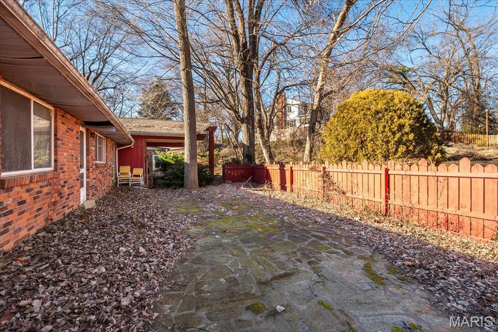 Collinsville, Illinois 62234, United States, 6 Bedrooms Bedrooms, ,4 BathroomsBathrooms,Residential,Active,78585