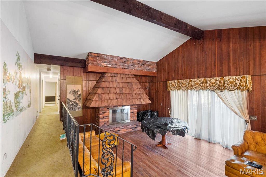 Collinsville, Illinois 62234, United States, 6 Bedrooms Bedrooms, ,4 BathroomsBathrooms,Residential,Active,78585