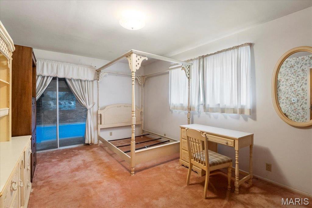 Collinsville, Illinois 62234, United States, 6 Bedrooms Bedrooms, ,4 BathroomsBathrooms,Residential,Active,78585