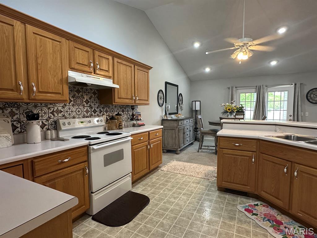 Northwest Oaks - Residential Income