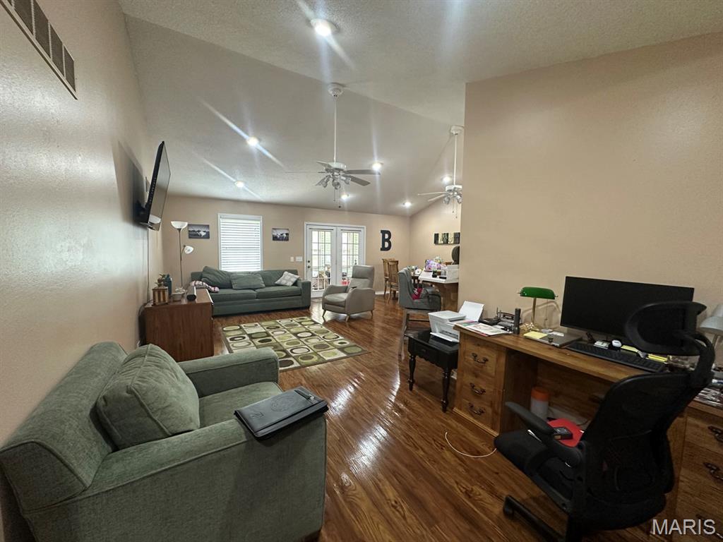 Northwest Oaks - Residential Income