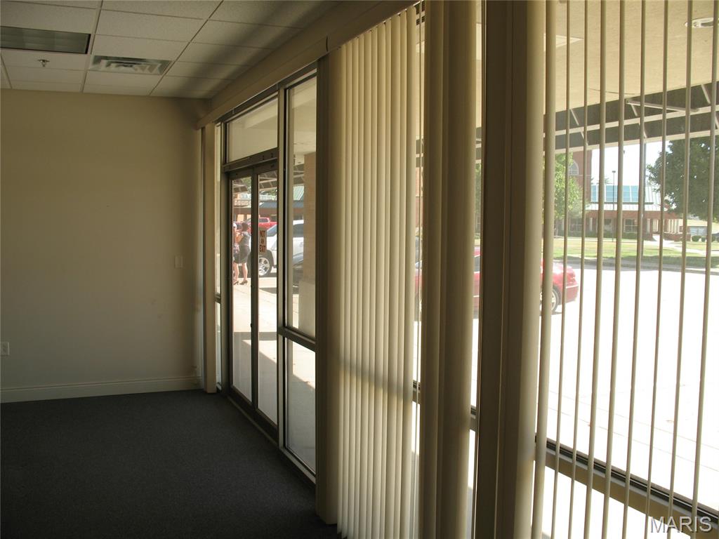 West Park I - Commercial Lease