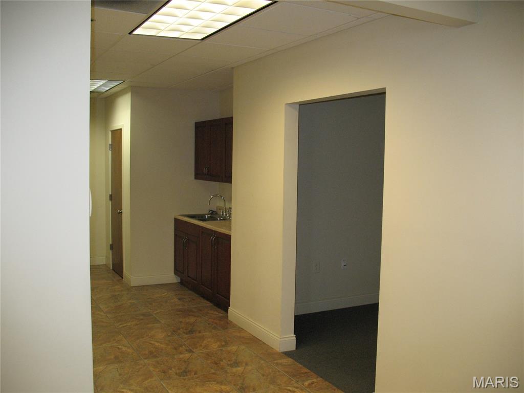 West Park I - Commercial Lease