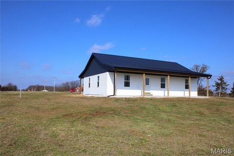 40825 Madison Trl Perry MO 63462