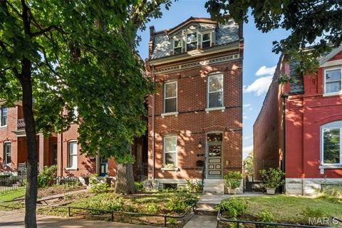 Photo of 2213 Arsenal Street, St Louis, MO 63118 (MLS # 26056288)