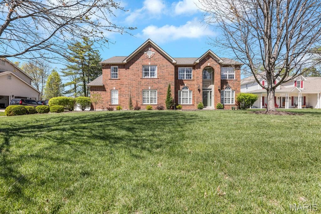 Photo of 8 Graeser Acres, St Louis, MO 63146 (MLS # 26017433)