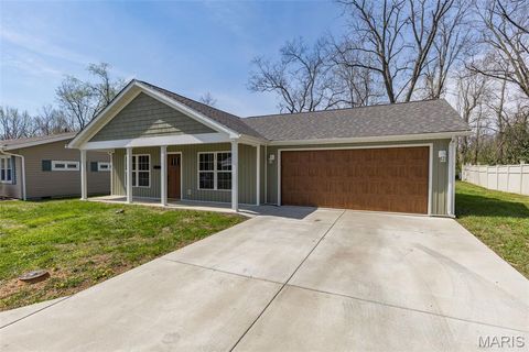 Tiny photo for 131 N Alexander Street, Farmington, MO 63640 (MLS # 26017978)