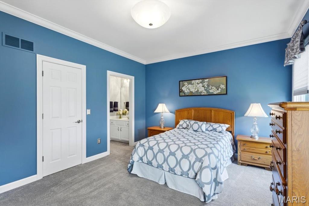 Hawk Ridge On The Green #2 - Residential