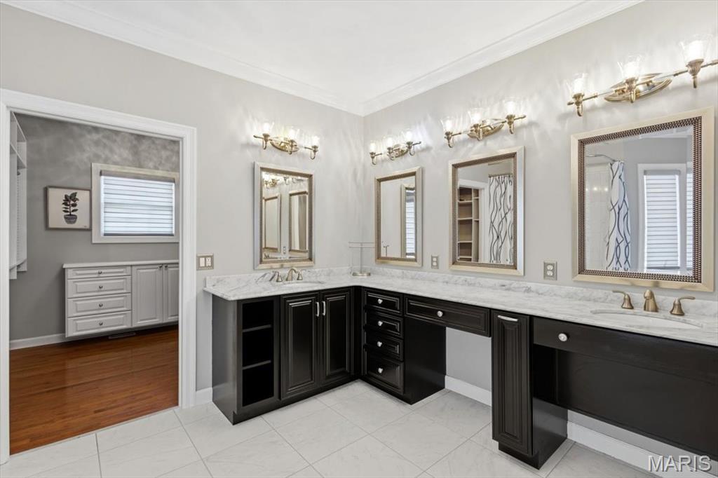 Hawk Ridge On The Green #2 - Residential