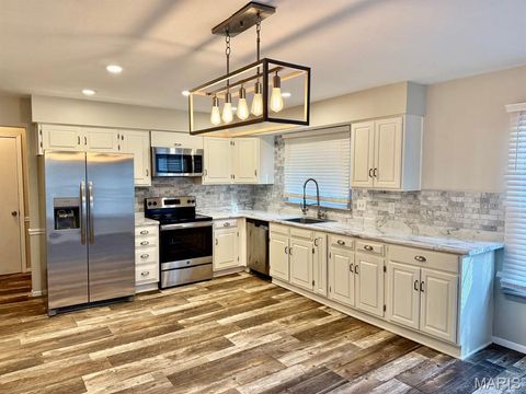 Tiny photo for 17549 Wild Horse Creek Road, Chesterfield, MO 63005 (MLS # 26007591)