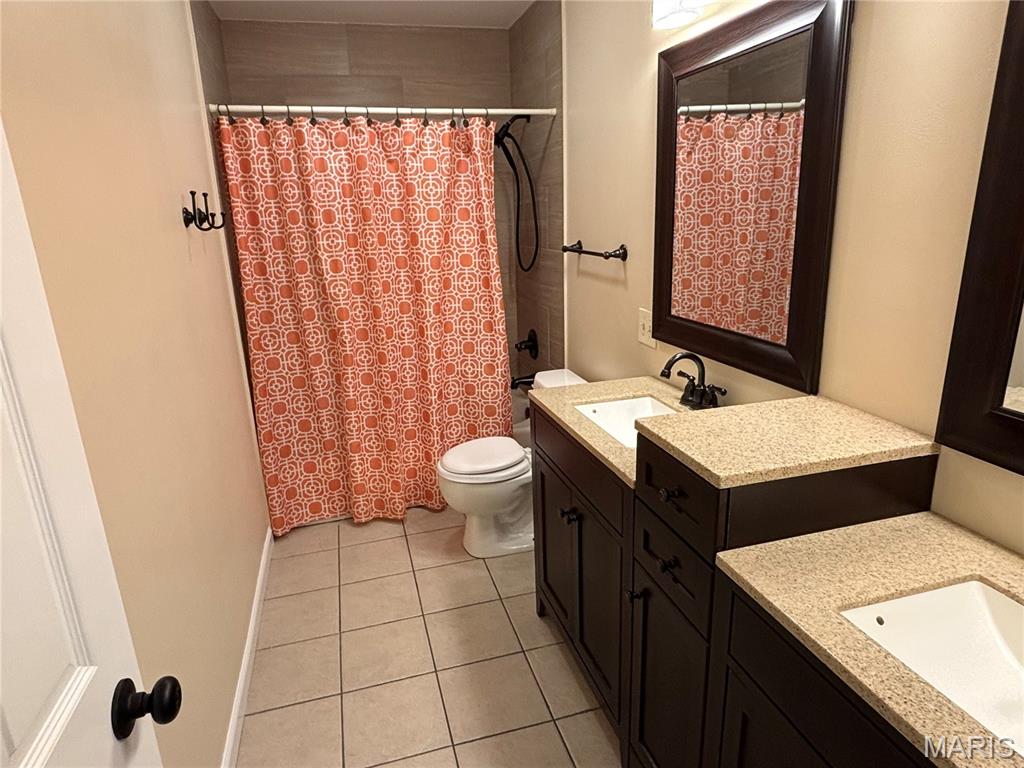 Royalgate 2 - Residential