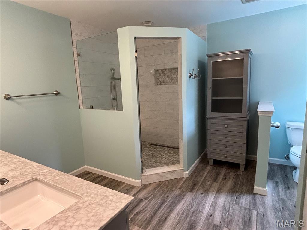 Royalgate 2 - Residential
