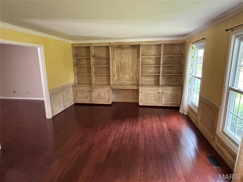 Royalgate 2 - Residential