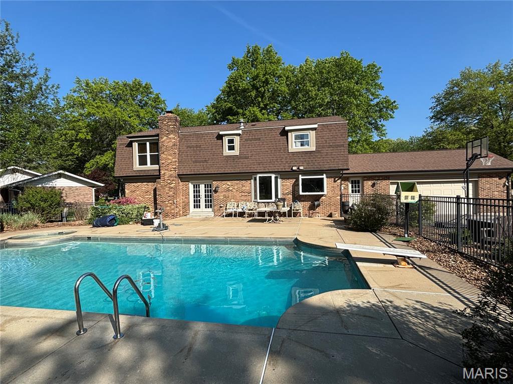 Royalgate 2 - Residential