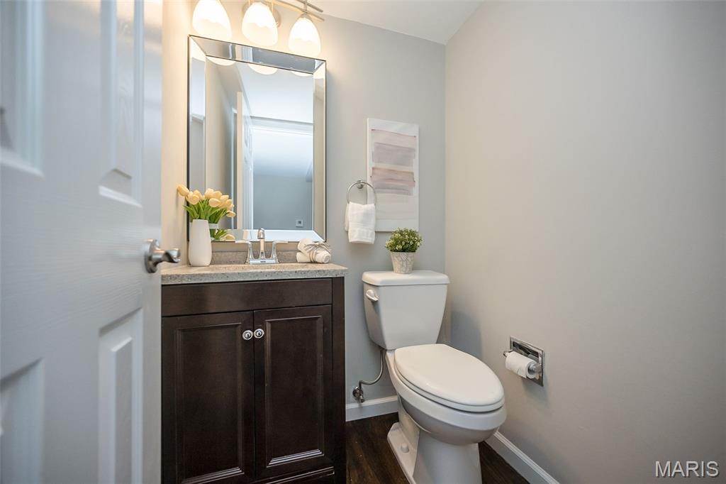 McKelvey Manor Condo - Residential