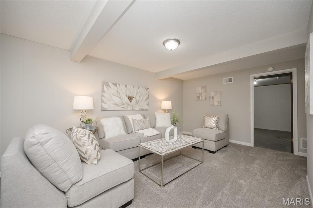 McKelvey Manor Condo - Residential