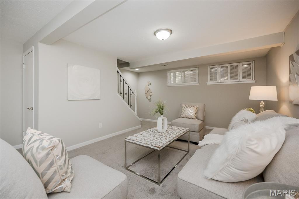 McKelvey Manor Condo - Residential