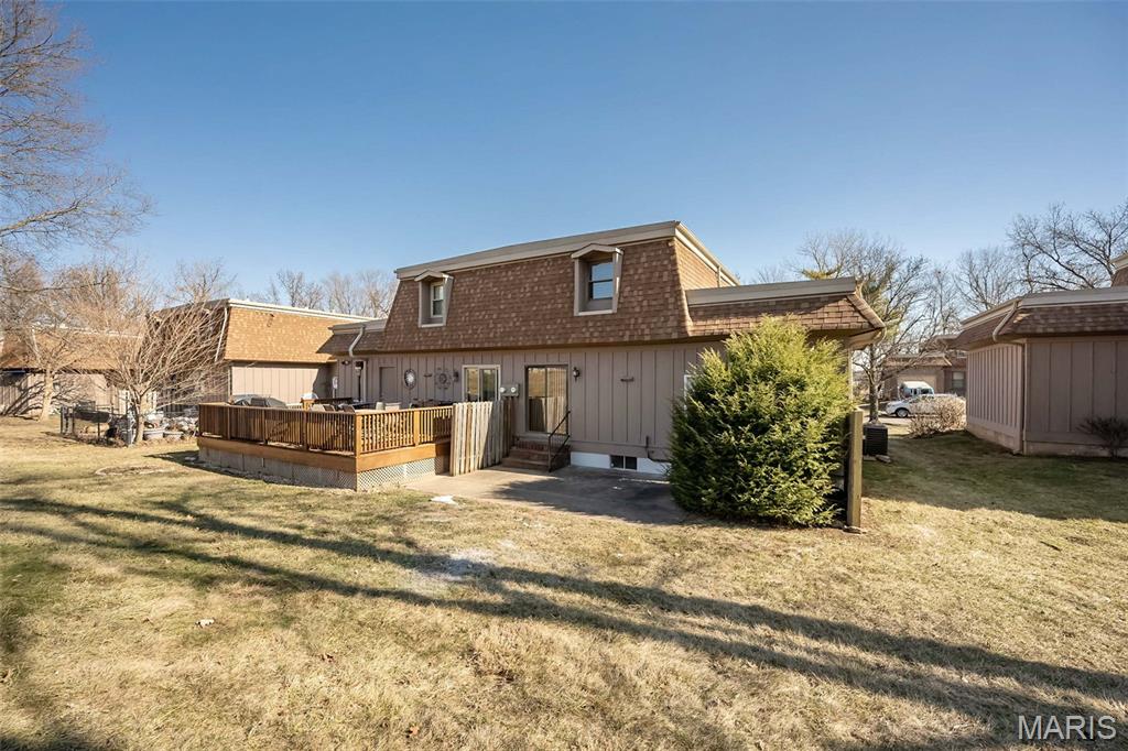 McKelvey Manor Condo - Residential