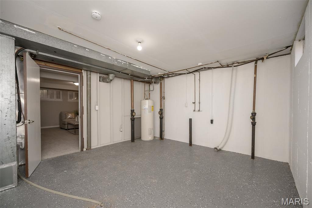 McKelvey Manor Condo - Residential