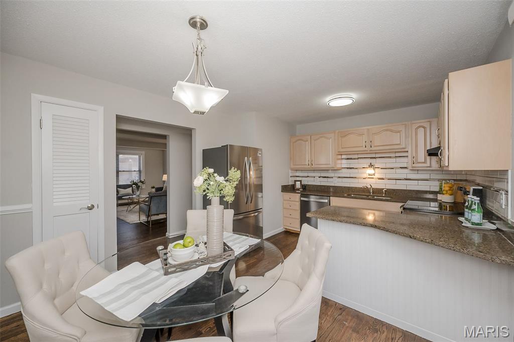 McKelvey Manor Condo - Residential