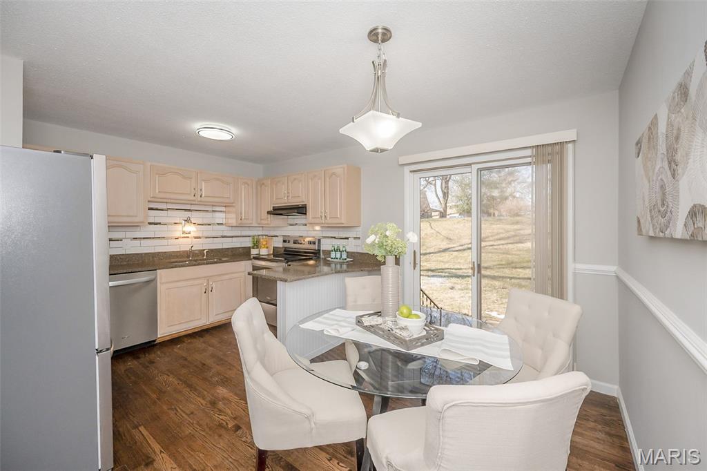 McKelvey Manor Condo - Residential