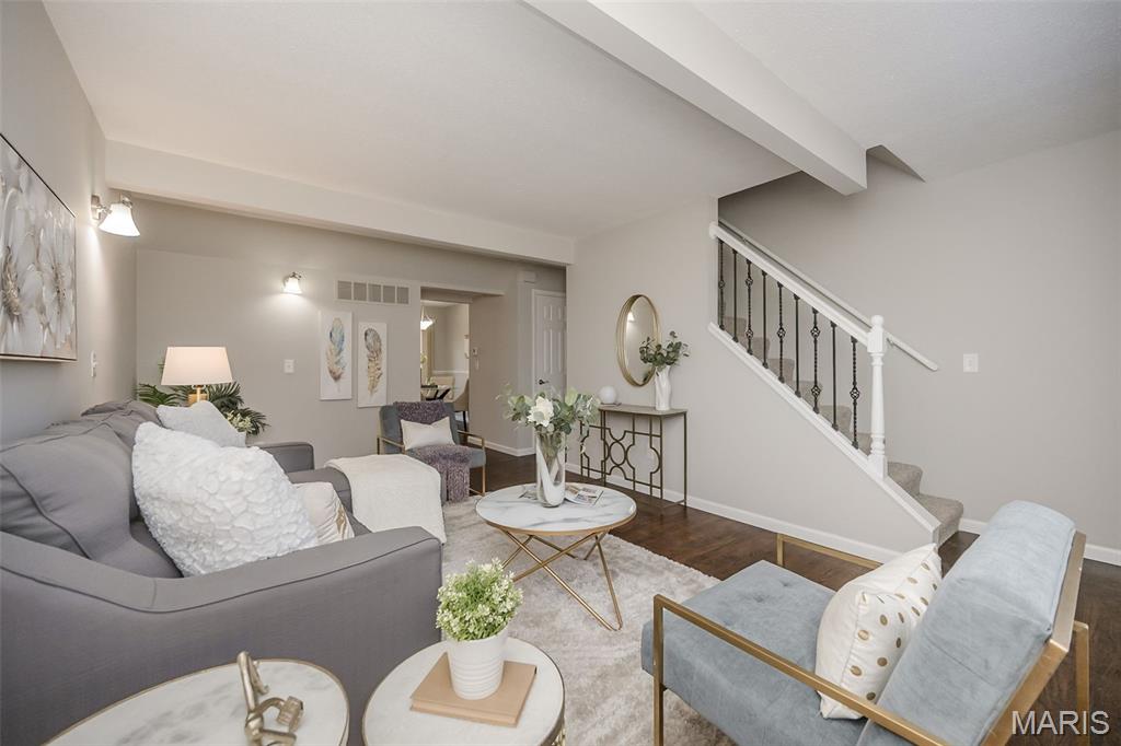 2325 Charlemagne Drive