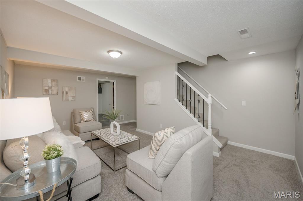 McKelvey Manor Condo - Residential