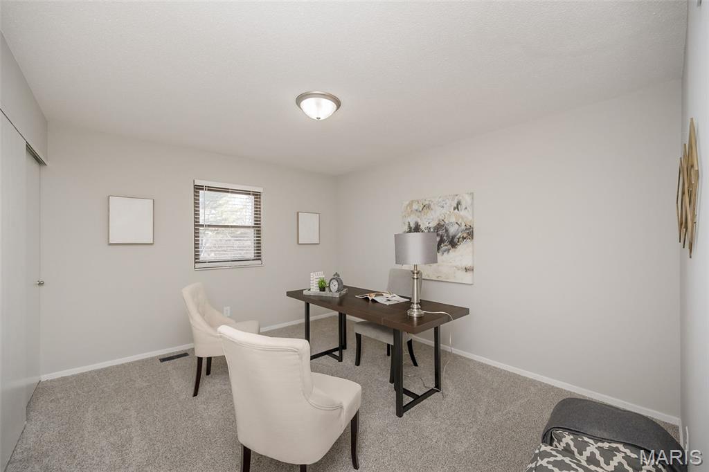 McKelvey Manor Condo - Residential