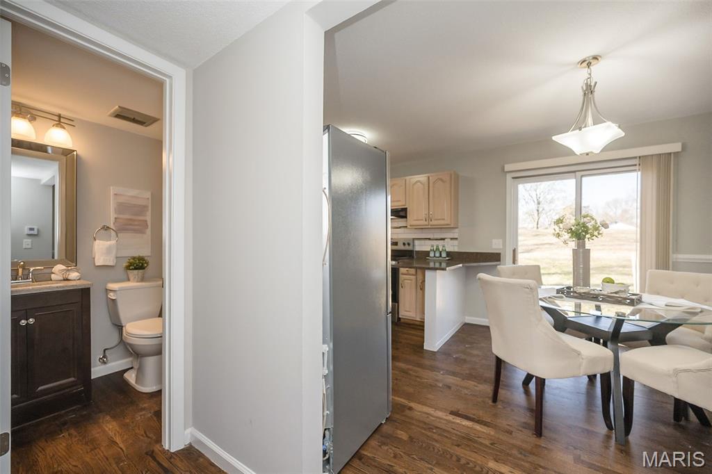 McKelvey Manor Condo - Residential