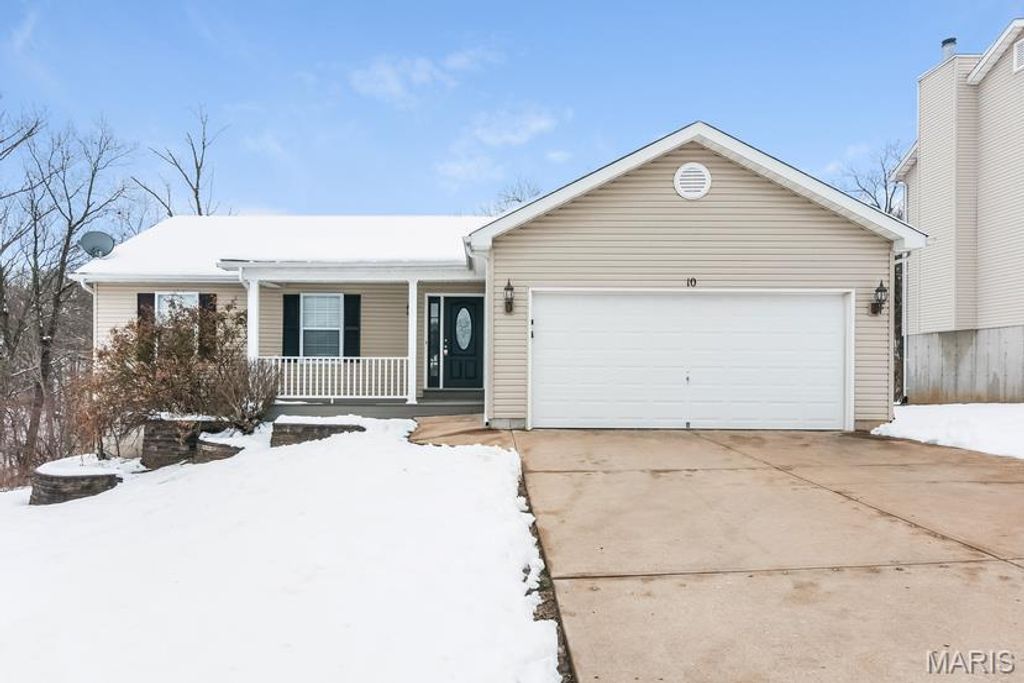 Photo of 10 Concord Drive, Crystal City, MO 63019 (MLS # 25073613)