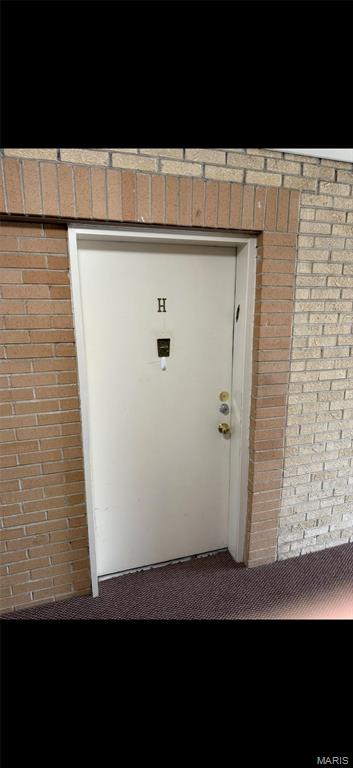 Lin Capri Condo - Residential