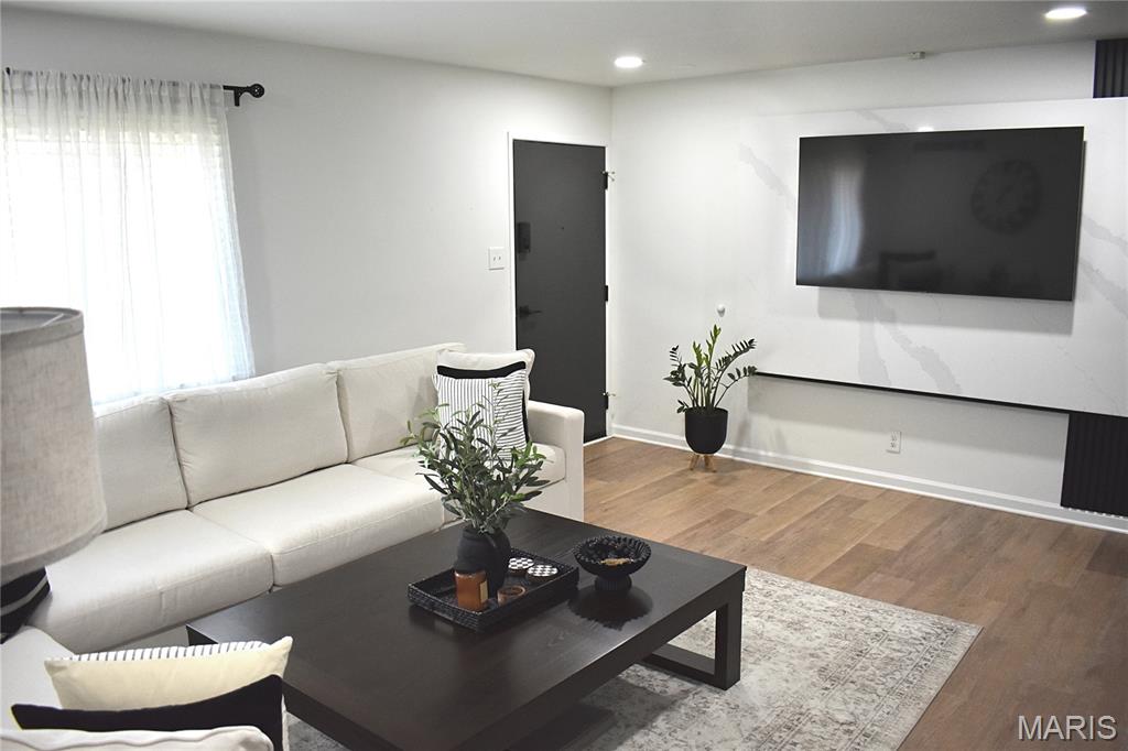 Sakura Gardens Condo - Residential