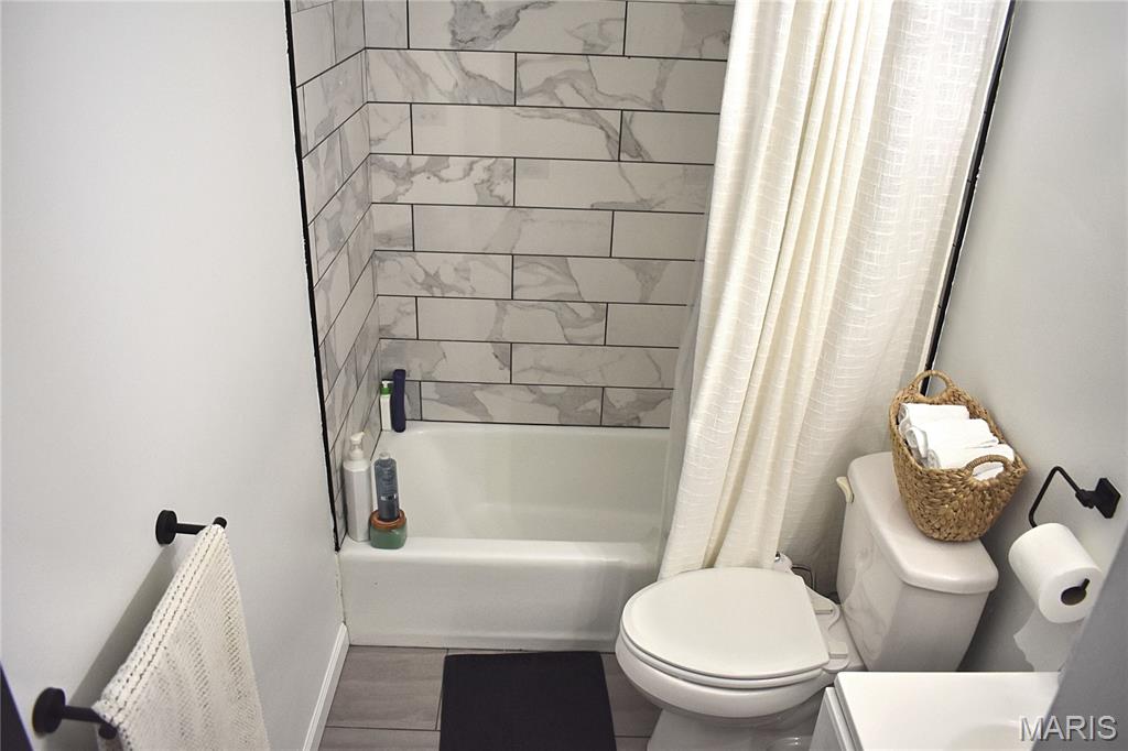 Sakura Gardens Condo - Residential