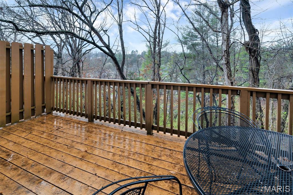 Treetop Condo Condo - Residential