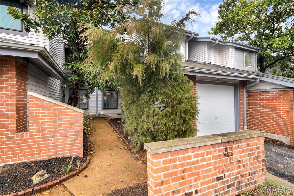 Treetop Condo Condo - Residential