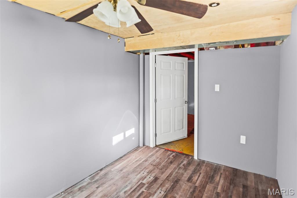 Valle Lake 01 - Residential