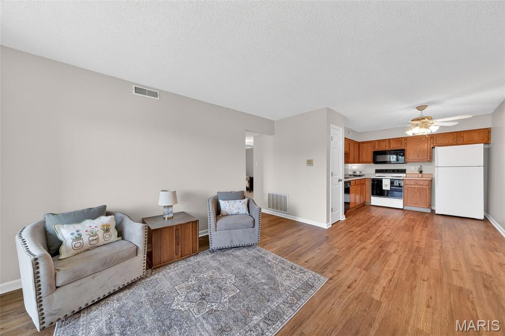Southwoods One Lt B Condo - Residential