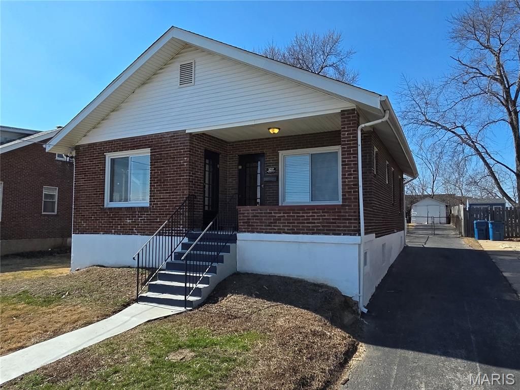 Photo of 3237 Marshall Avenue, St John, MO 63114 (MLS # 26013200)