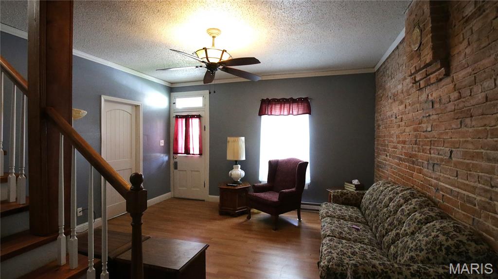 mone - Residential