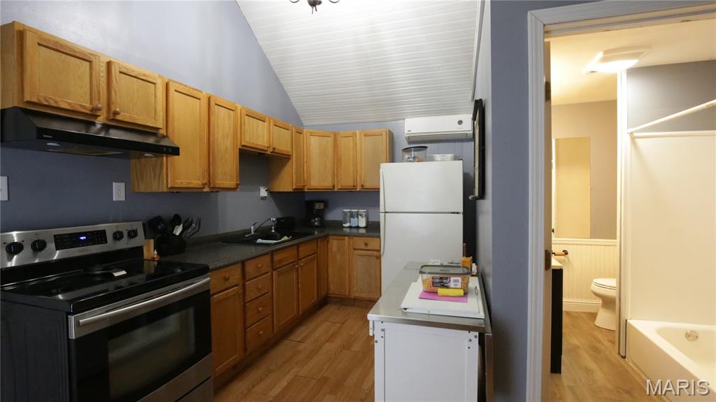mone - Residential