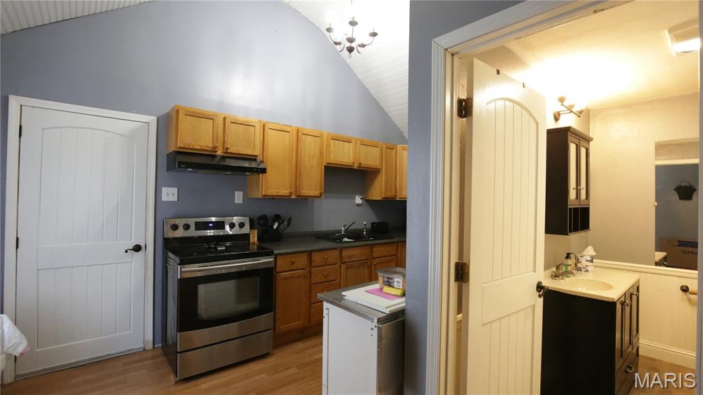 mone - Residential