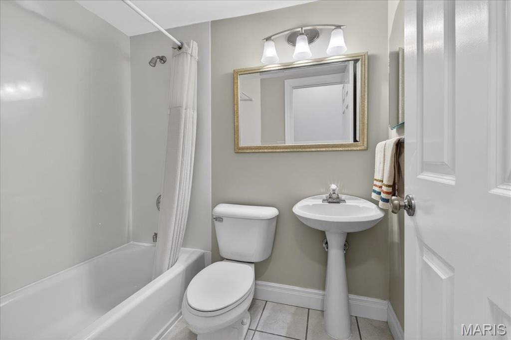 Northwood/Pk Condos - Residential