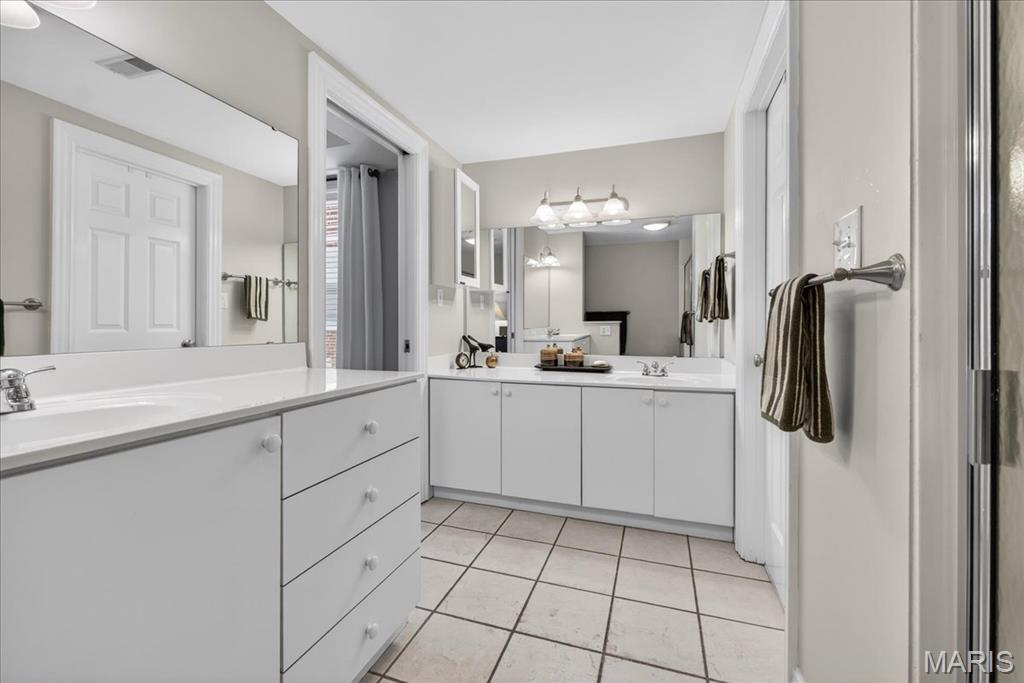 Northwood/Pk Condos - Residential