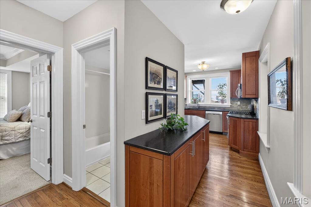 Northwood/Pk Condos - Residential