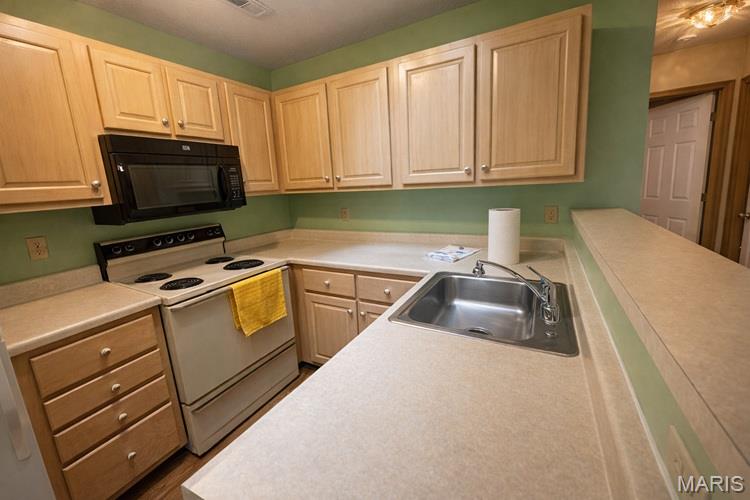 Highland Village Ph Four - Residential