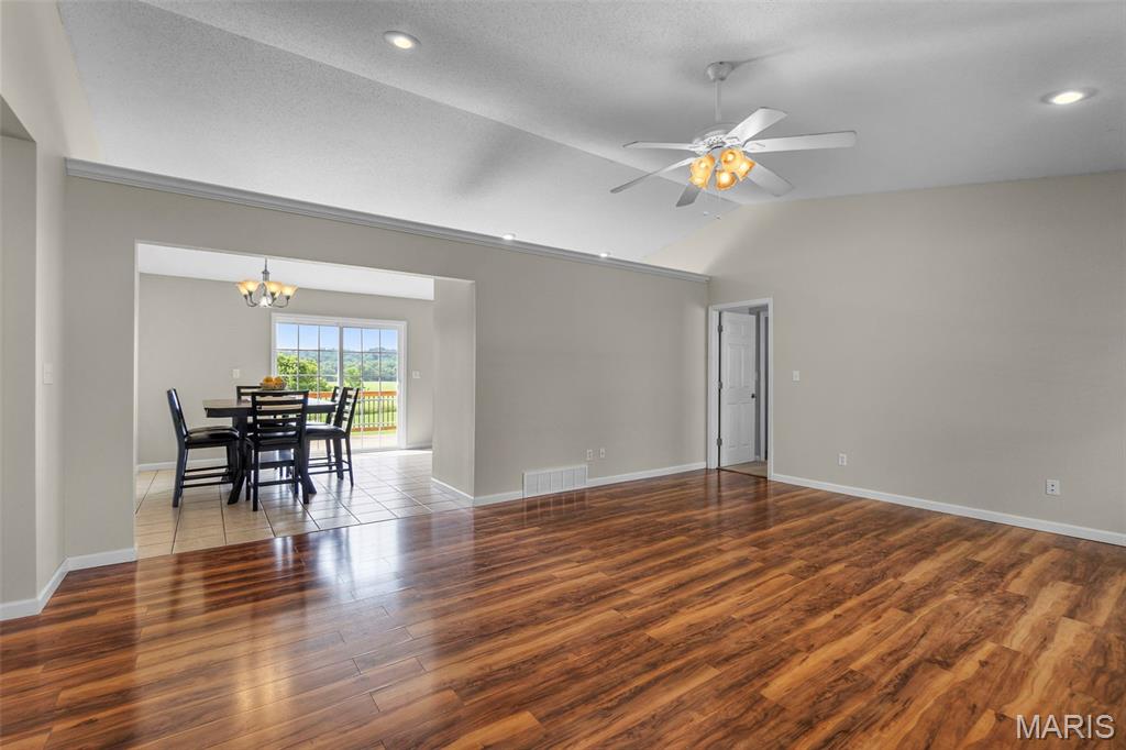 Twin Oaks - Residential