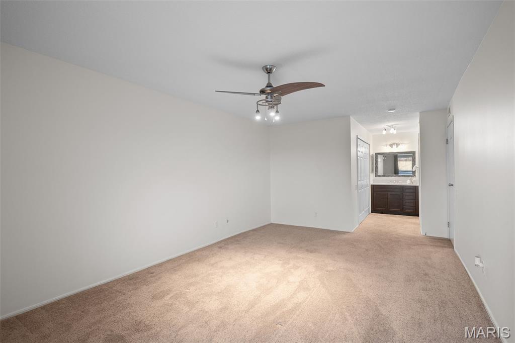 Coeur De Royale Condo Ph Iii - Residential