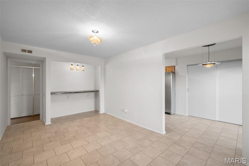 Coeur De Royale Condo Ph Iii - Residential