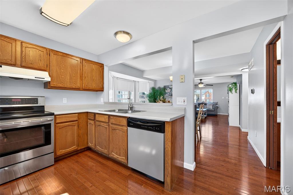 Stone Ridge Estate Condos - Residential